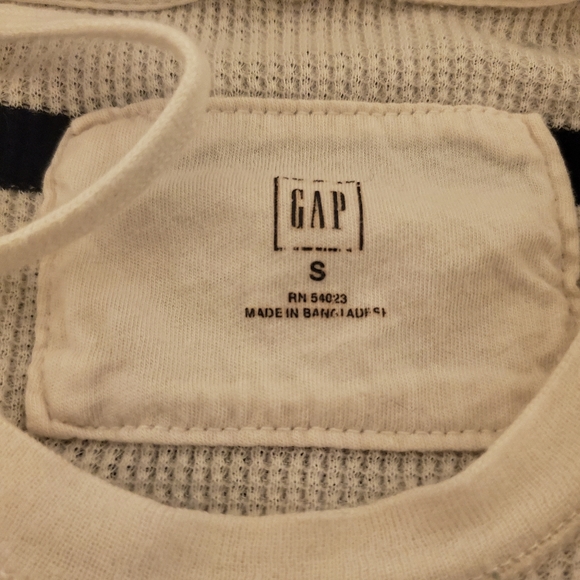 Gap Hooded Tee - Picture 5 of 5